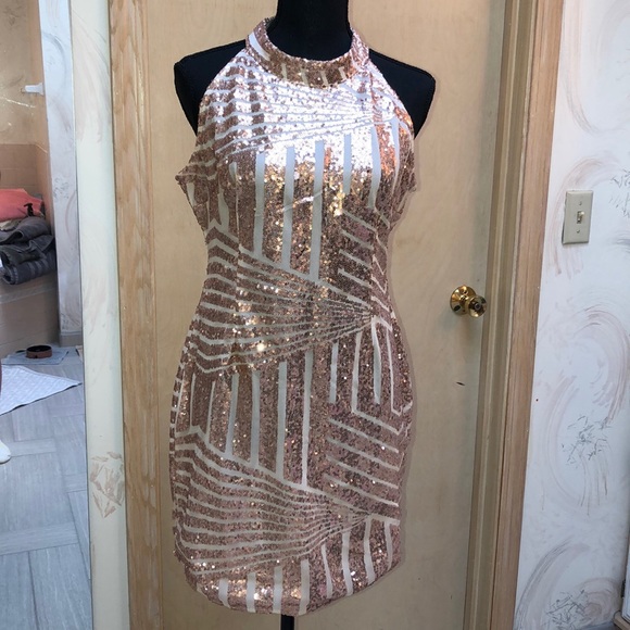 Gold Sequin Detail Halter Mini - Picture 2 of 8